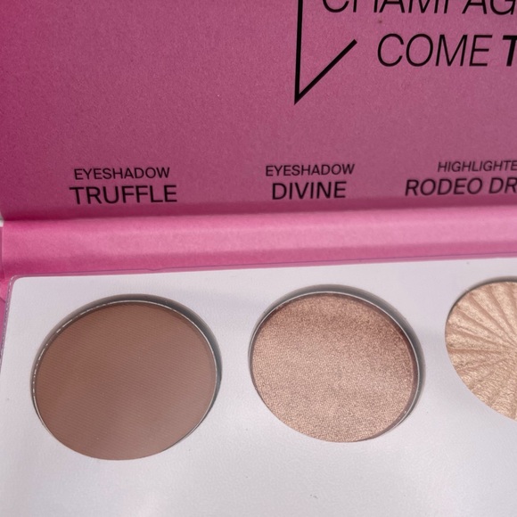 OFRA | The Signature Palette | LUXE (Brand New!) ✨ - Picture 6 of 13